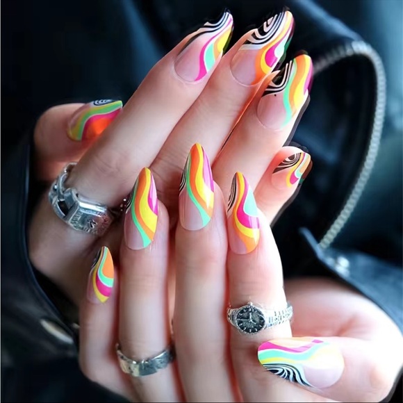 Acrylic Medium Almond Tip Racing Lines 70s Cool Pattern Retro Mod Nails - Picture 1 of 6